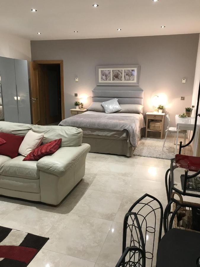 Luxurious Studio Apartment In Fahan Co Donegal Exterior photo